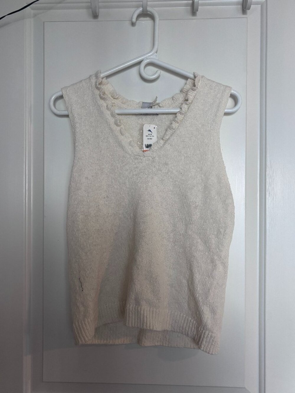 NWT Tommy Bahama Women's Size Small Coconut Ruffle V-Neck Tank Top